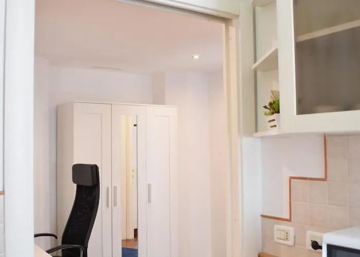 Mazzini Apartment *